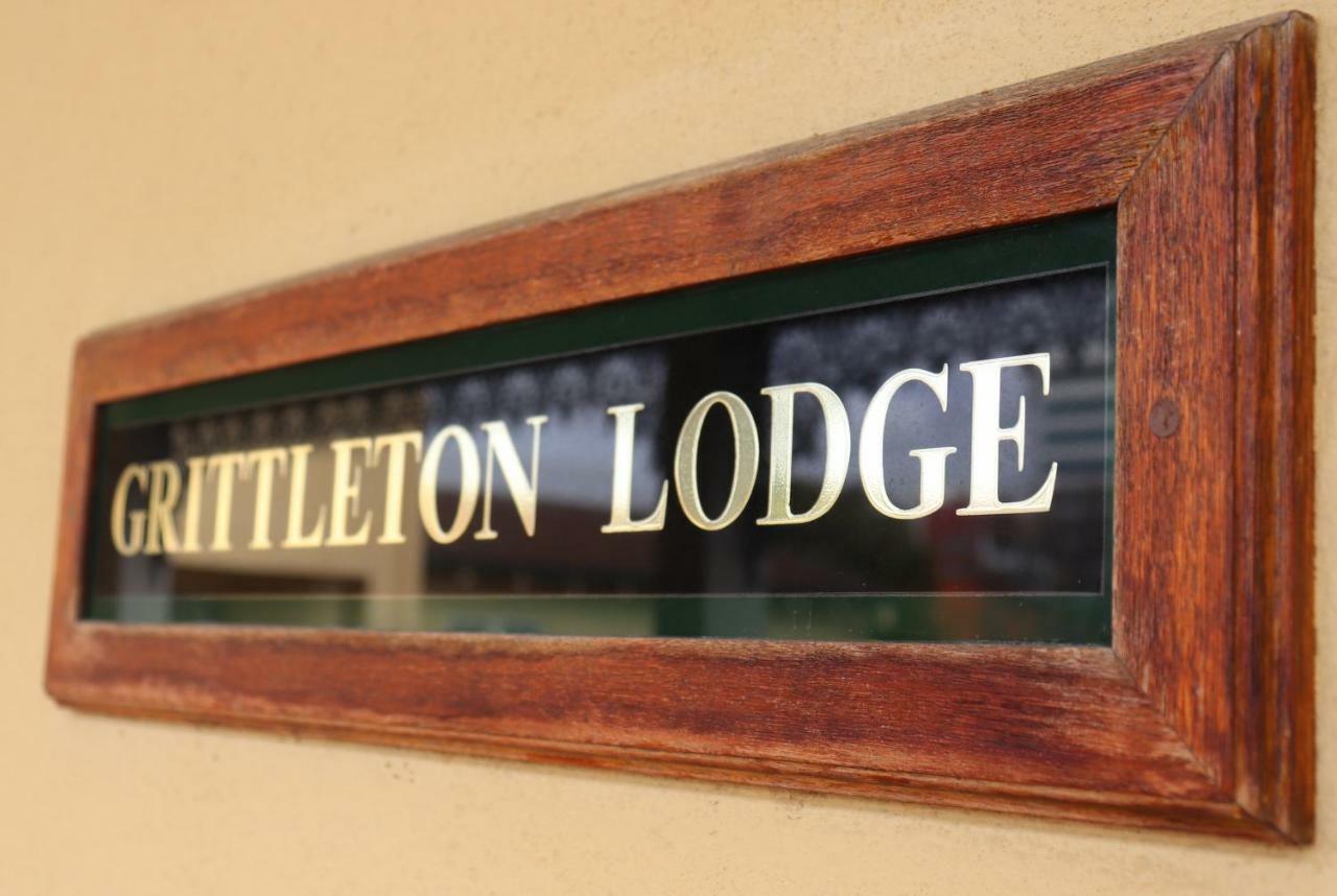 בנברי Clifton Motel & Grittleton Lodge מראה חיצוני תמונה